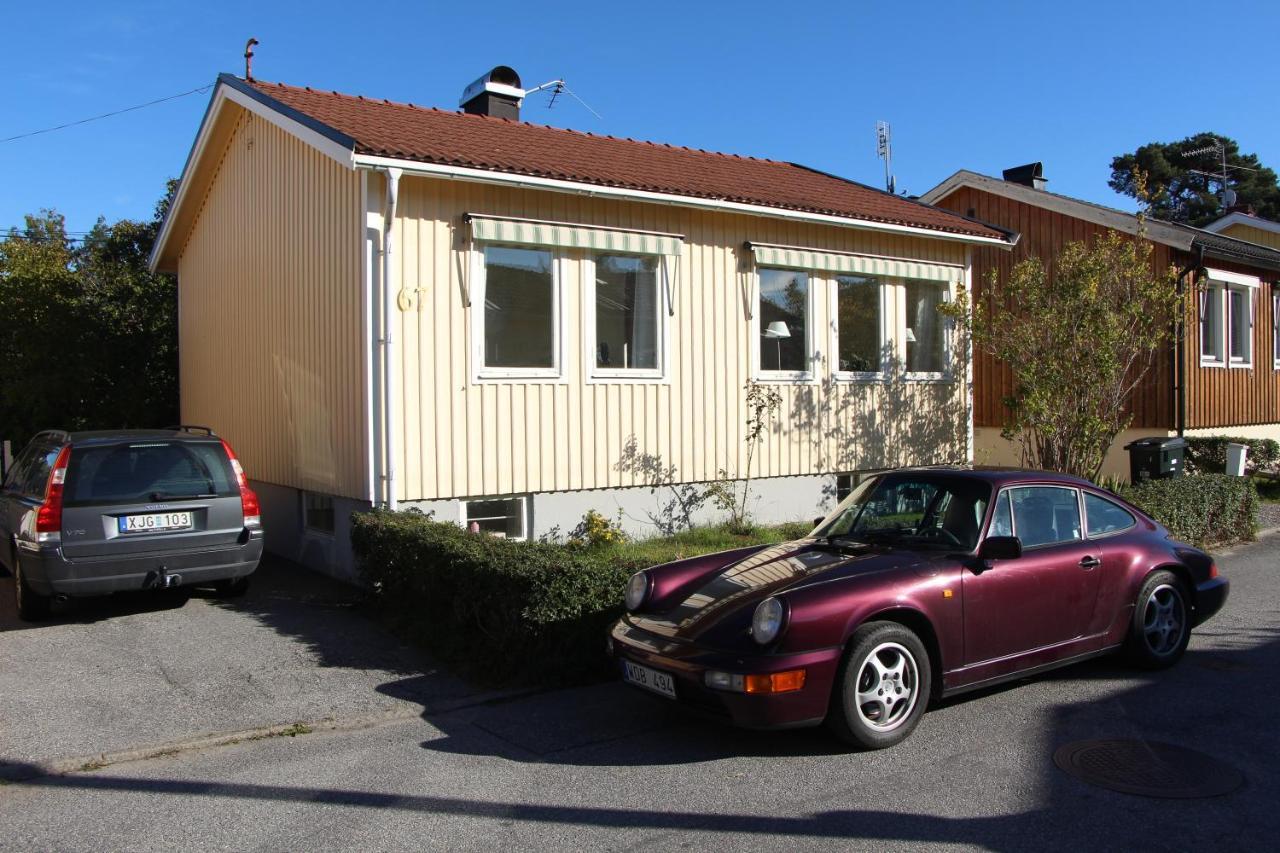 Tallkrogen Romantic House - Upper Or Lower Leilighet *